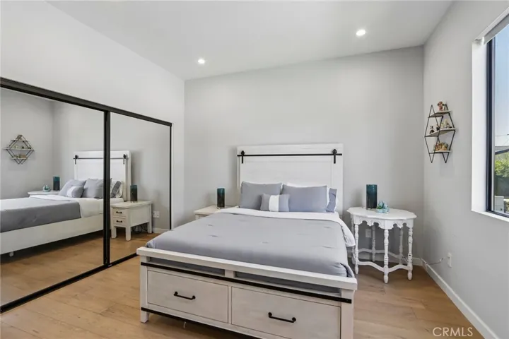 17812 Bromley Court, Encino, California 91316