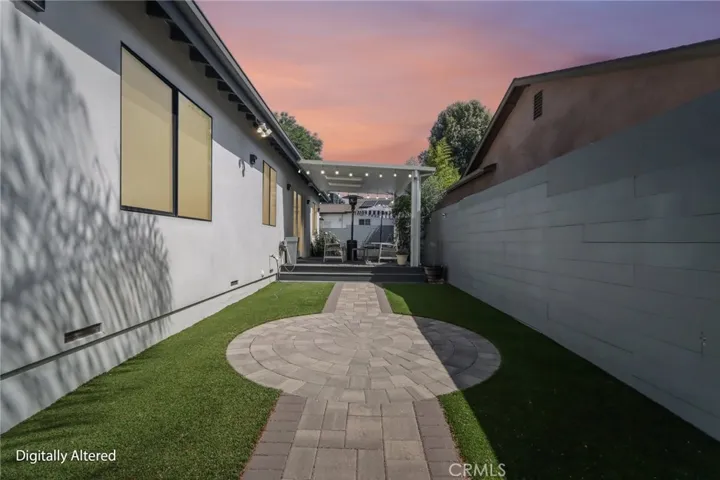17812 Bromley Court, Encino, California 91316