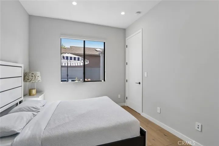 17812 Bromley Court, Encino, California 91316