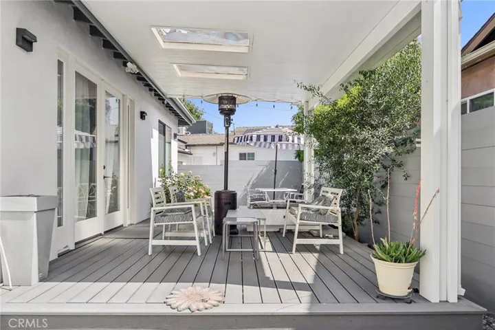 17812 Bromley Court, Encino, California 91316
