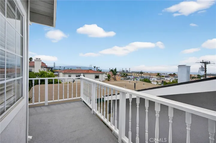 Rear Residence - Deck