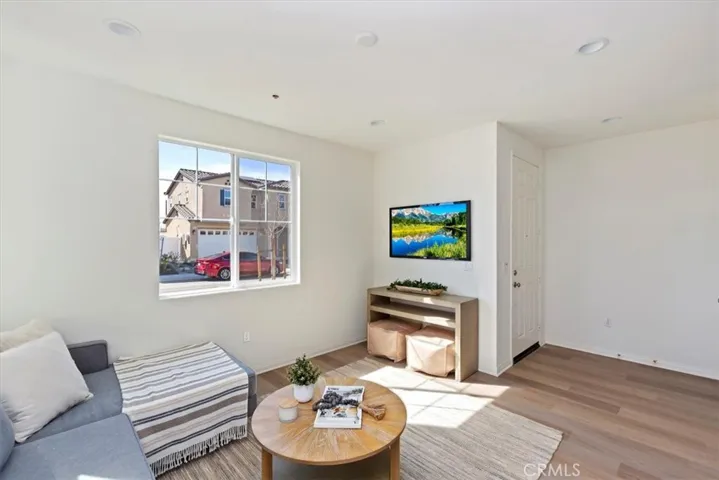 1996 Nathan Lane, San Jacinto, California 92582
