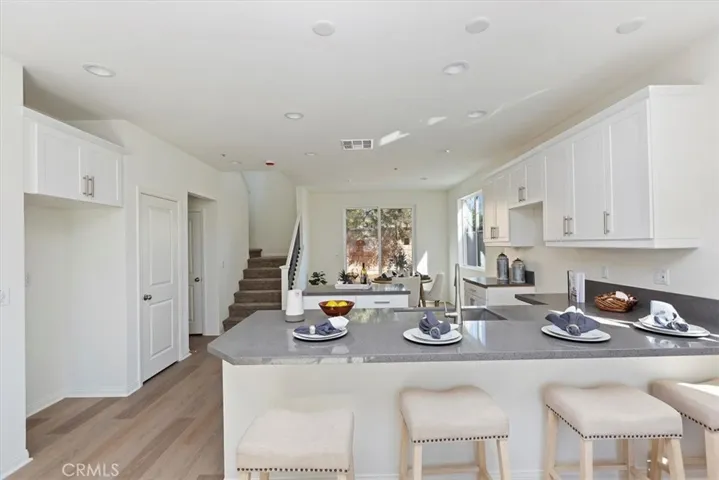 1996 Nathan Lane, San Jacinto, California 92582