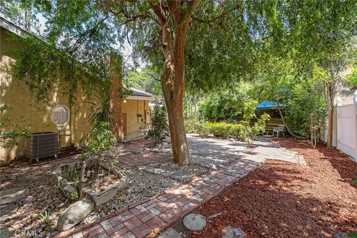 Side yard