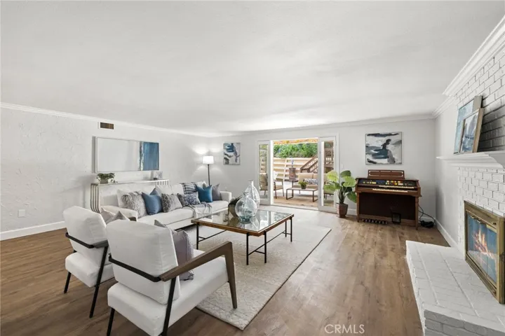 Living Room Outdoor Access