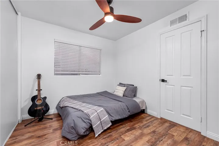 Secondary bedroom