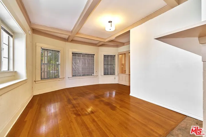 2619 Raymond Avenue, Los Angeles, California 90007
