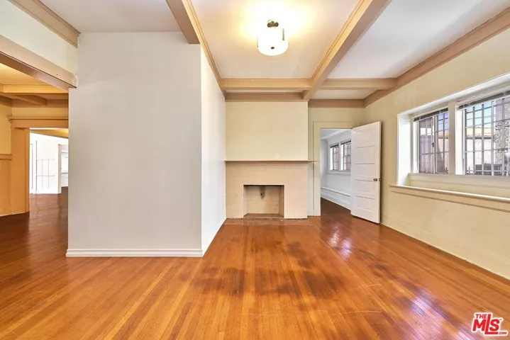 2619 Raymond Avenue, Los Angeles, California 90007