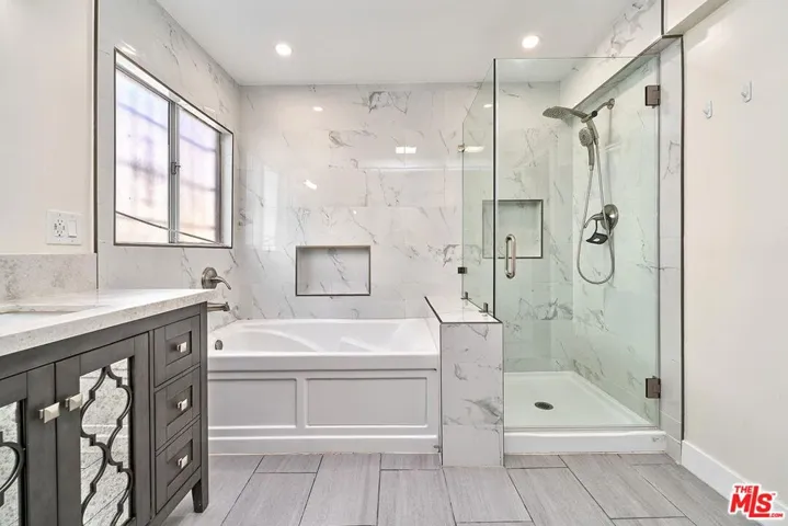 2619 Raymond Avenue, Los Angeles, California 90007