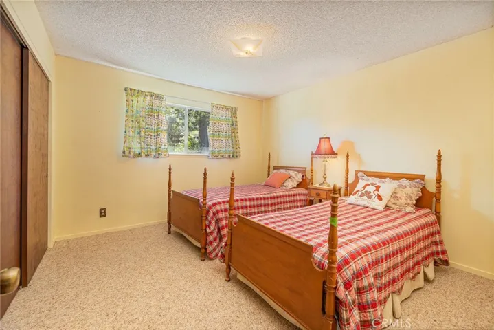 Guest bedroom 2