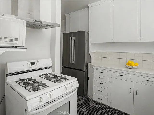 443 Loma Vista Street, El Segundo, California 90245