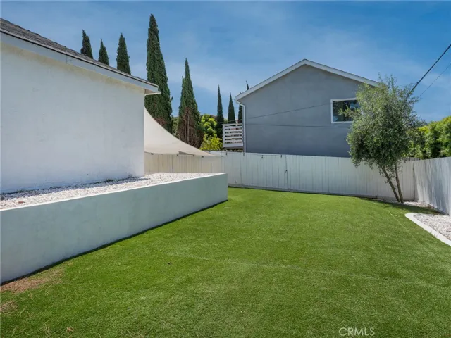 443 Loma Vista Street, El Segundo, California 90245