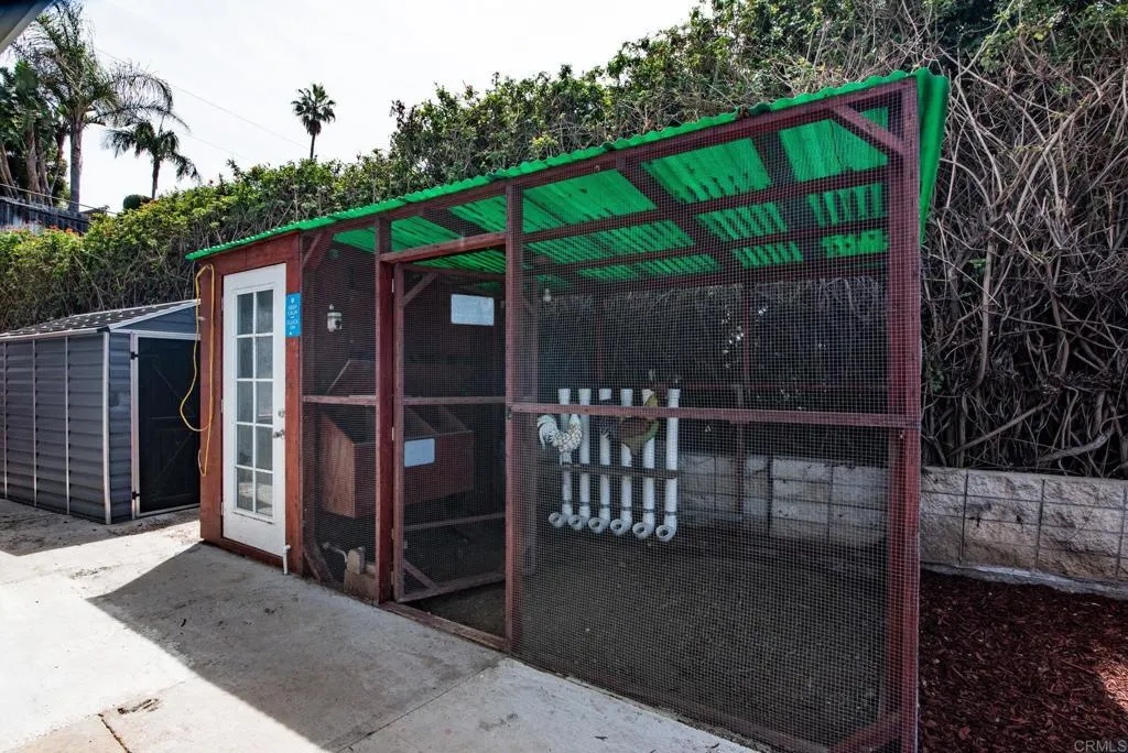 Well built chicken coop