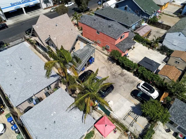708 W 40th, Los Angeles, California 90037