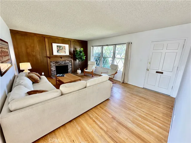 521 S Falcon, Anaheim, California 92804