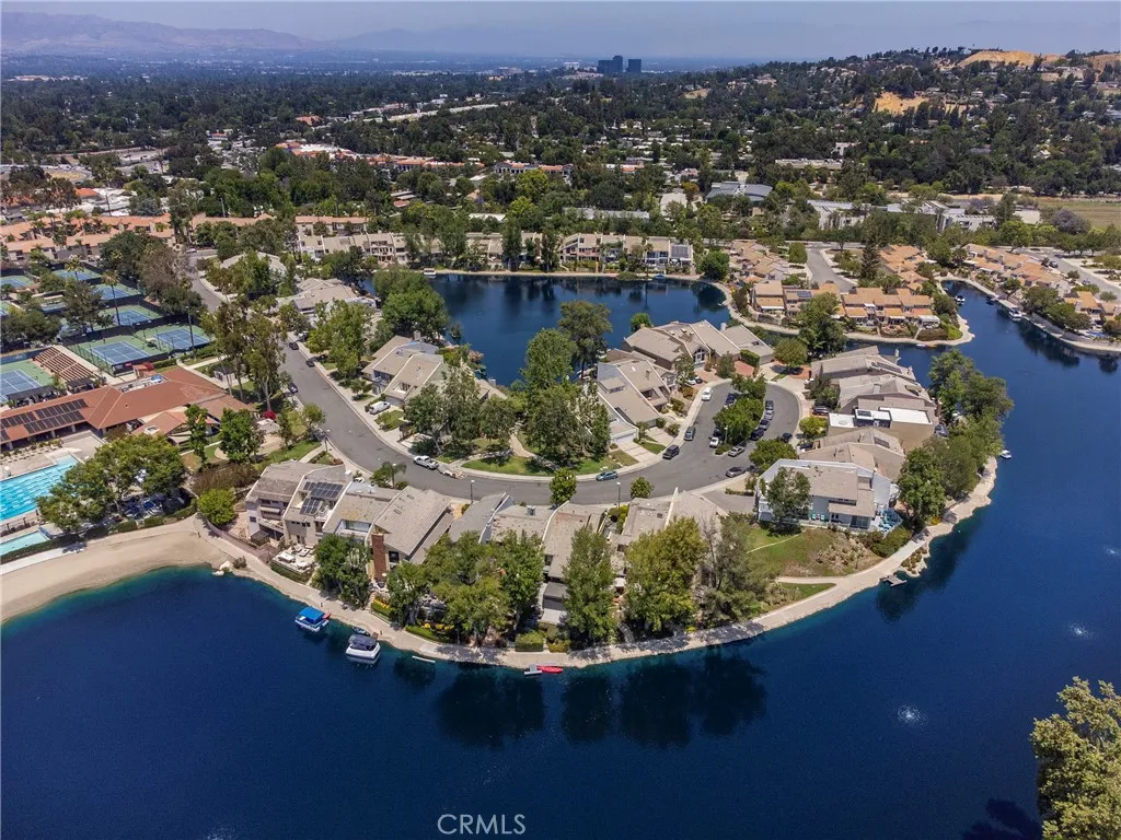 2 mile path, tennis and swim club and the lake!