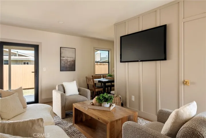 6829 E Parapet, Long Beach, California 90808