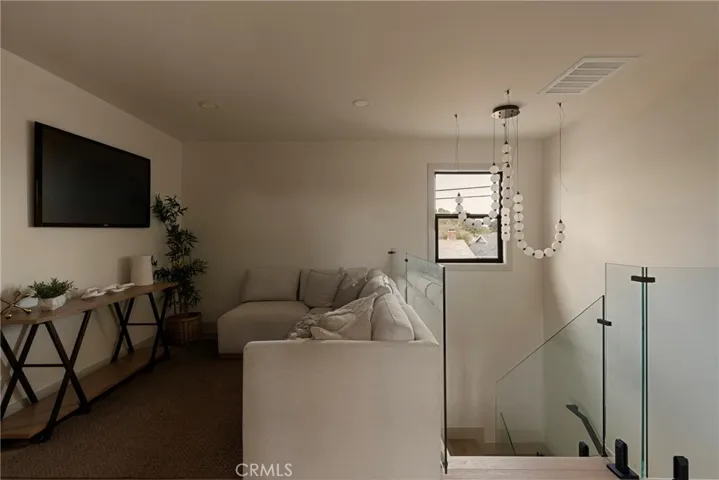 6829 E Parapet, Long Beach, California 90808