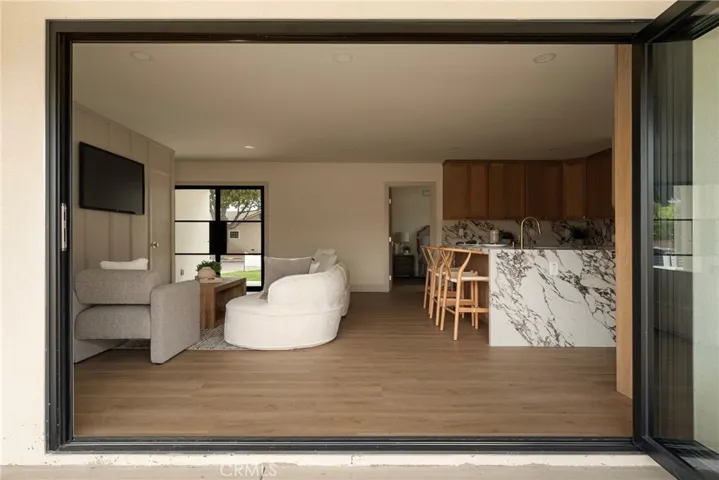 6829 E Parapet, Long Beach, California 90808