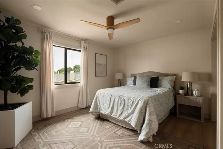 6829 E Parapet, Long Beach, California 90808