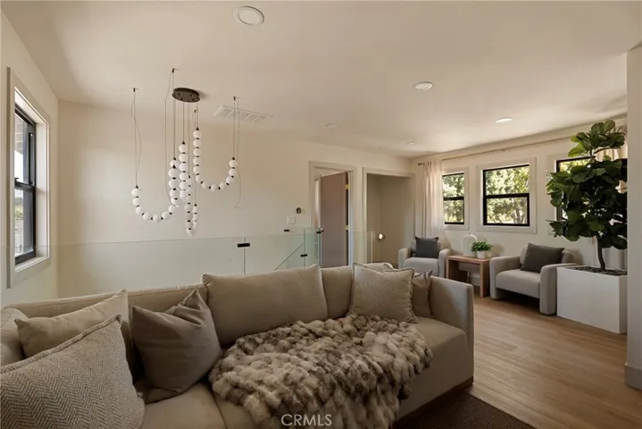 6829 E Parapet, Long Beach, California 90808