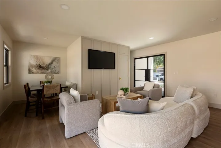 6829 E Parapet, Long Beach, California 90808
