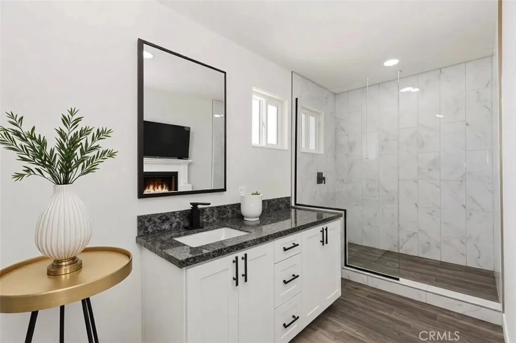 Bath virtually staged
