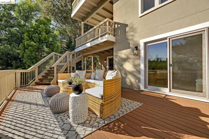 6203 Westwood Way, Oakland, California 94611