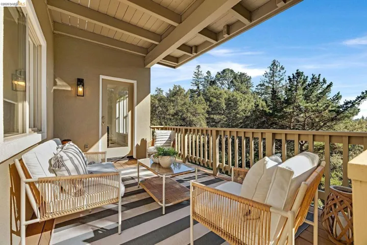 6203 Westwood Way, Oakland, California 94611