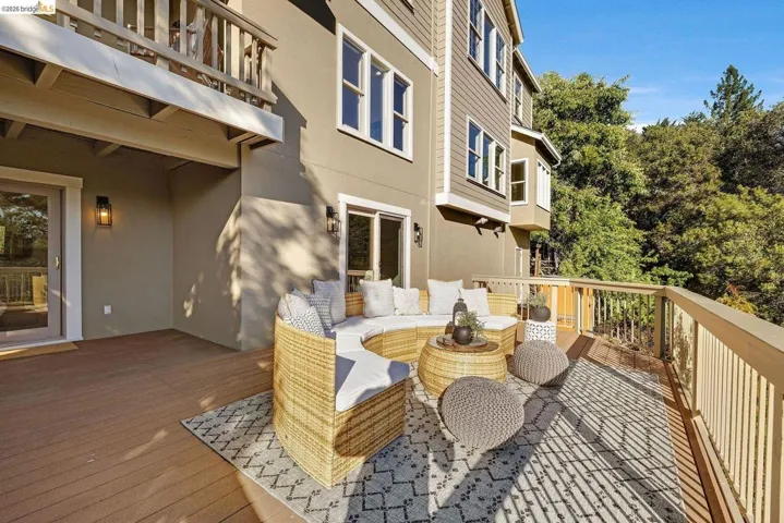 6203 Westwood Way, Oakland, California 94611