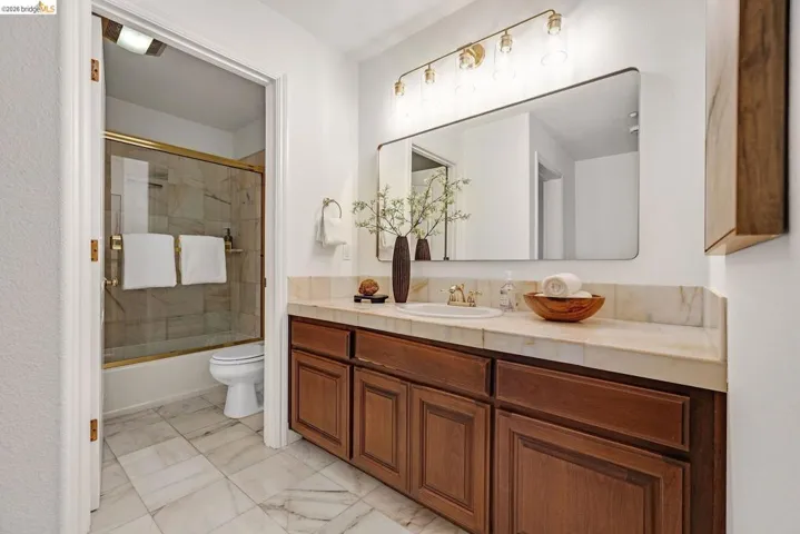 6203 Westwood Way, Oakland, California 94611
