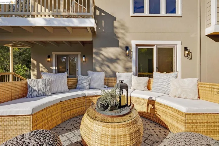 6203 Westwood Way, Oakland, California 94611