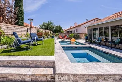 Pool & Spa