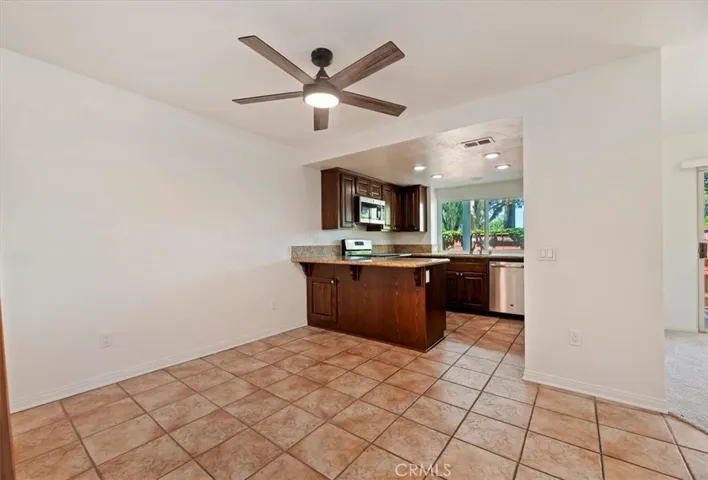 941 Inn Keeper D, Corona, California 92881