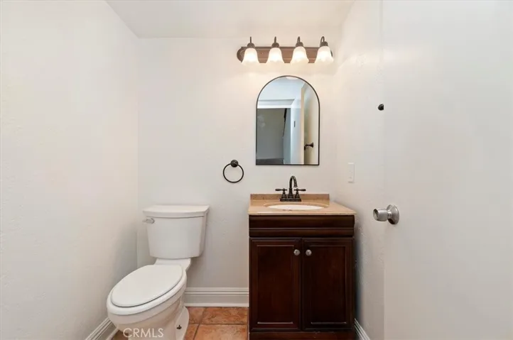941 Inn Keeper D, Corona, California 92881
