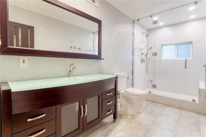 Bathroom 1 Main Home