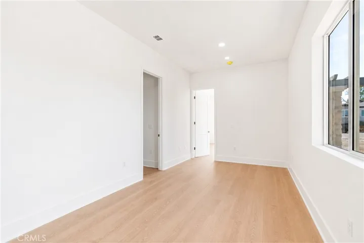 floor covering removed digitally