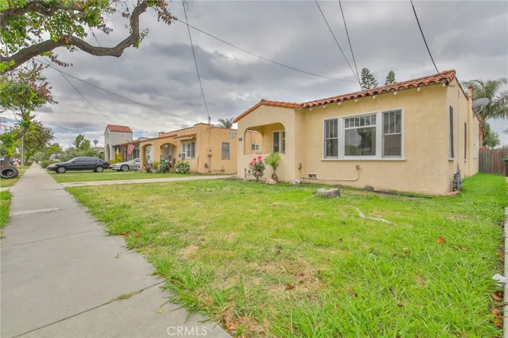9526 Walnut, Bellflower, California 90706