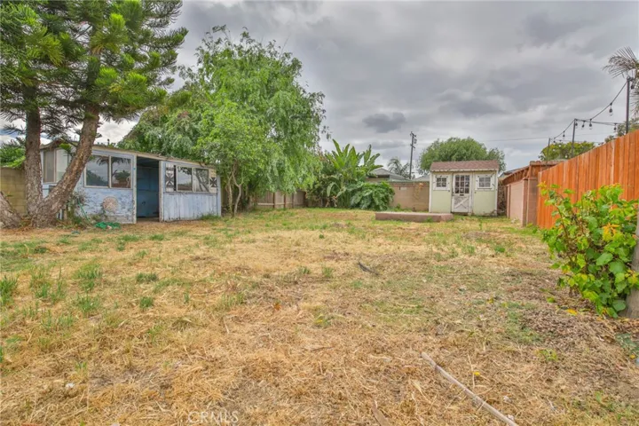 9526 Walnut, Bellflower, California 90706
