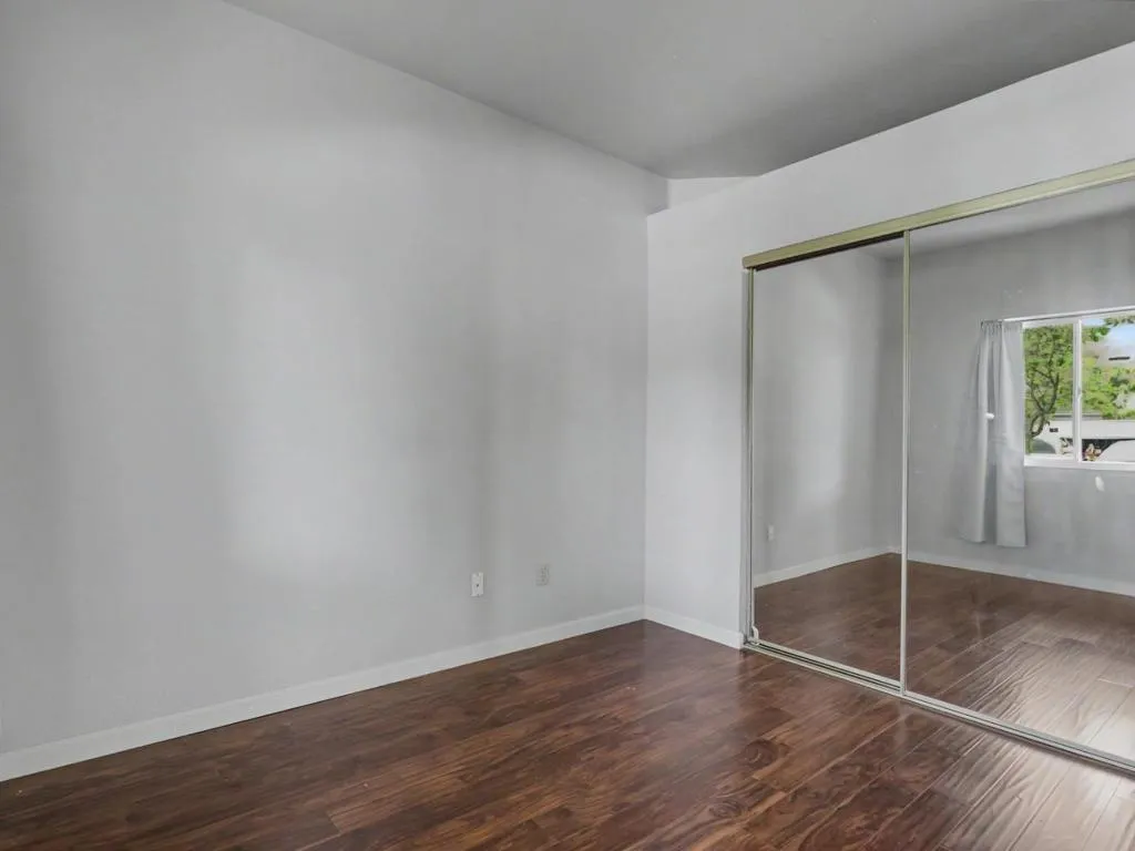 Office / Guest Bedroom