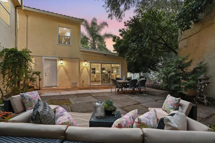 17250 Pine Avenue, Los Gatos, California 95032