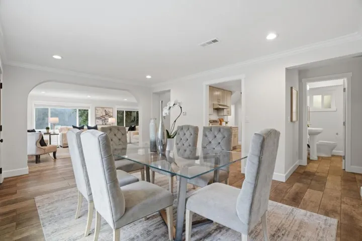 17250 Pine Avenue, Los Gatos, California 95032