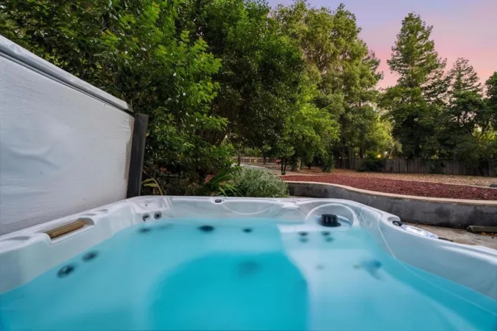 17250 Pine Avenue, Los Gatos, California 95032