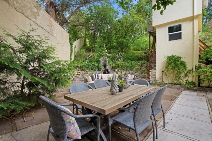17250 Pine Avenue, Los Gatos, California 95032