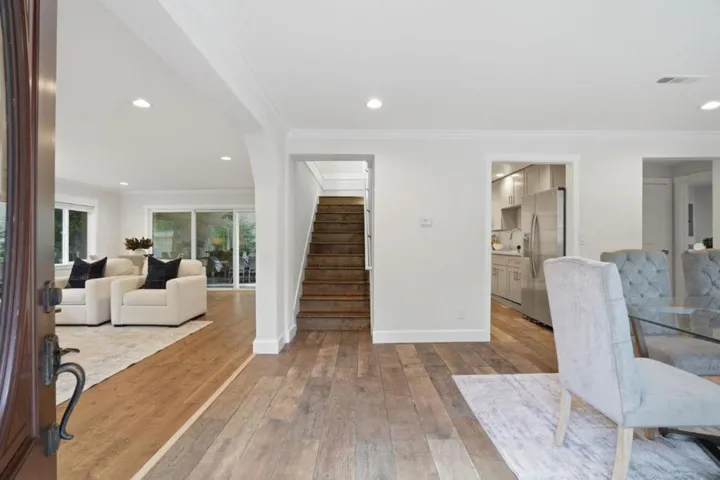 17250 Pine Avenue, Los Gatos, California 95032