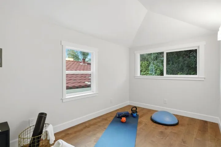 17250 Pine Avenue, Los Gatos, California 95032