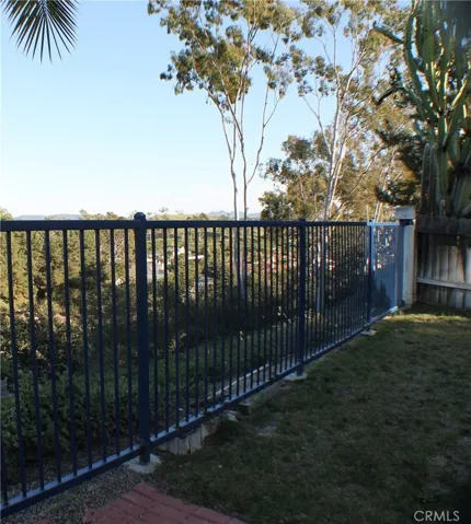 BACKYARD - NO ONE RIGHT BEHIND HOME.