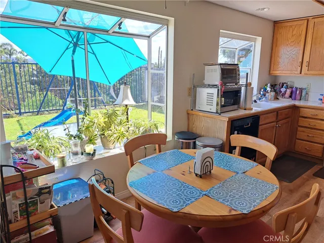 CURRENT VIEW OF BREAKFAST EATING AREA.