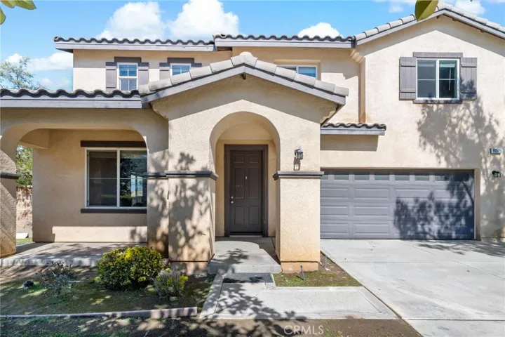 16526 Braeburn Lane, Fontana, California 92337