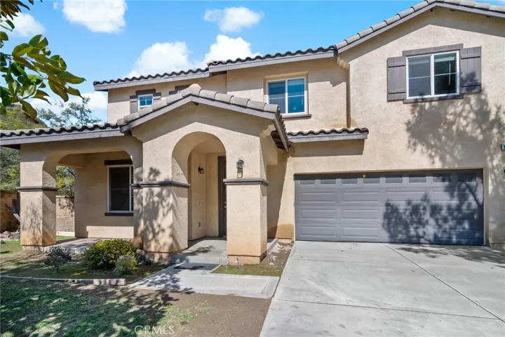 16526 Braeburn Lane, Fontana, California 92337